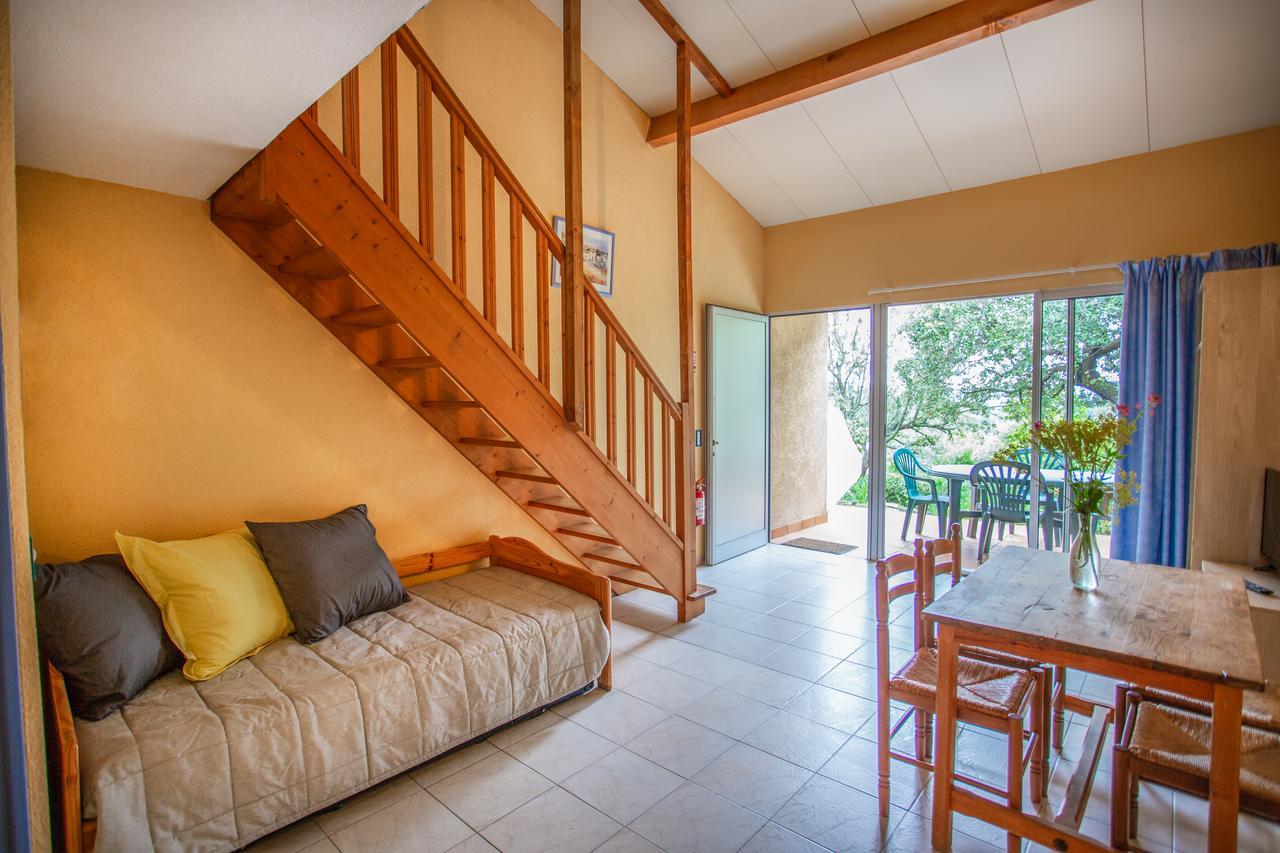 Les Arbousiers Village Hotel Provencal La Roquebrussanne المظهر الخارجي الصورة