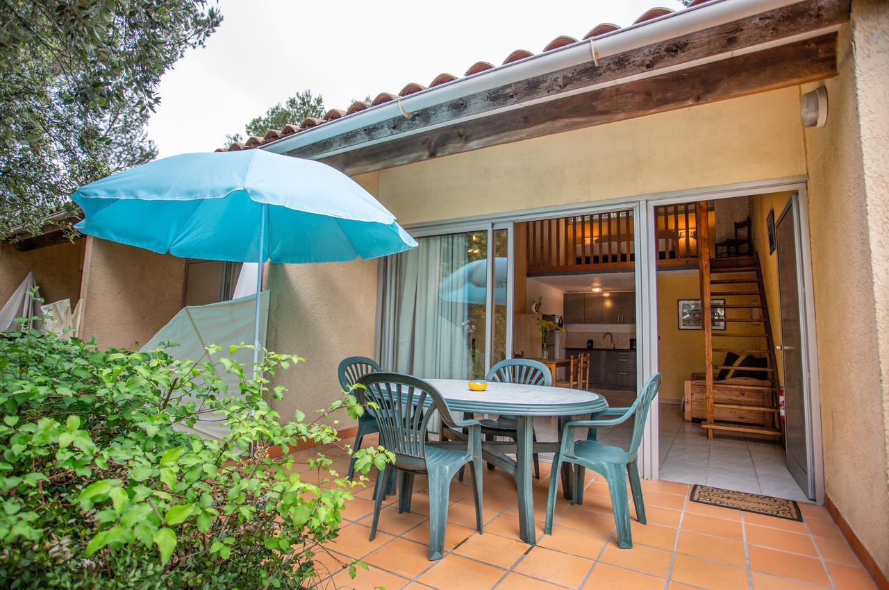 Les Arbousiers Village Hotel Provencal La Roquebrussanne المظهر الخارجي الصورة